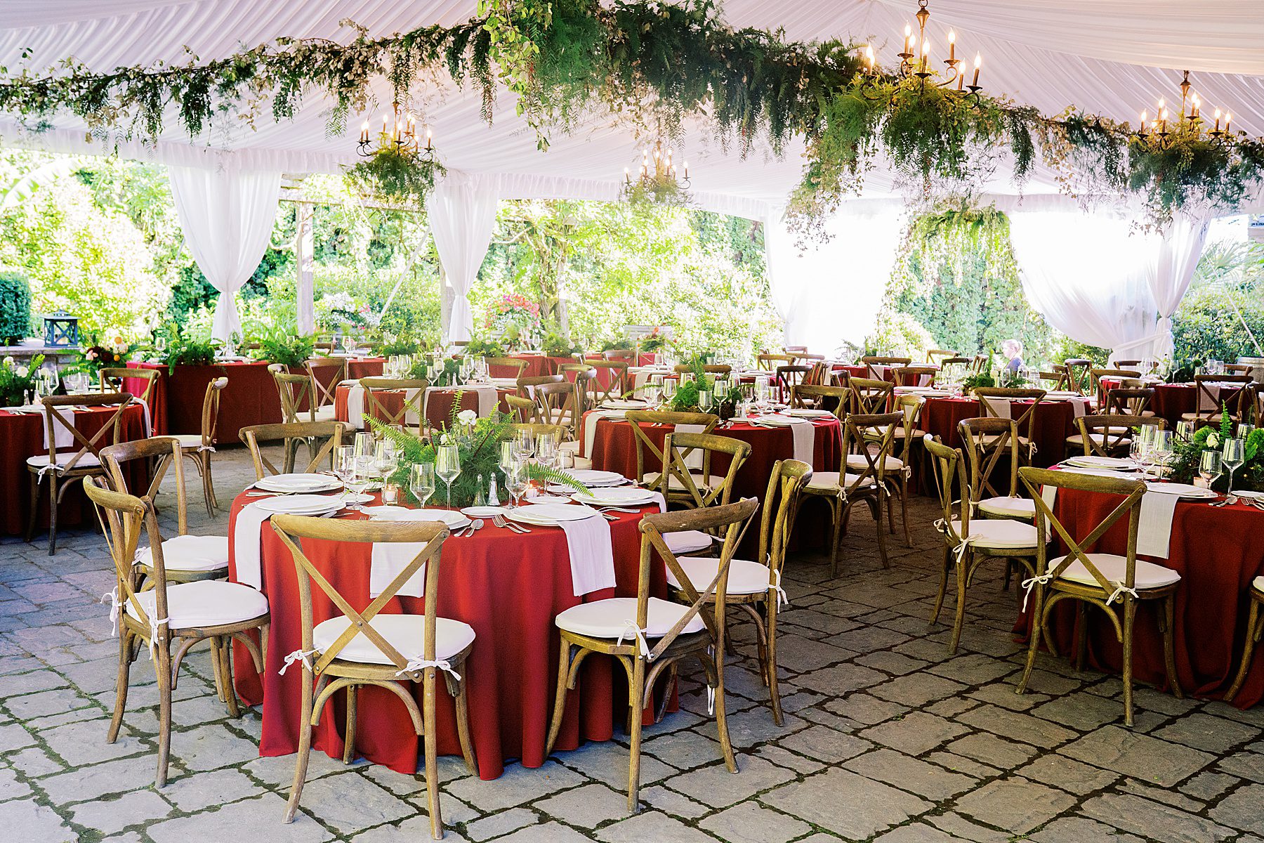 wedding tabes at chateau lill